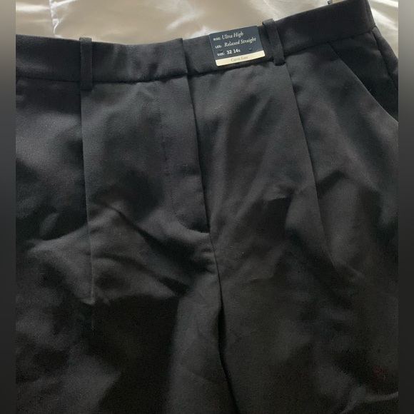 NWT Abercrombie & Fitch Women’s Black Pants, Ultra High Rise; Size 32/14s - Picture 1 of 6